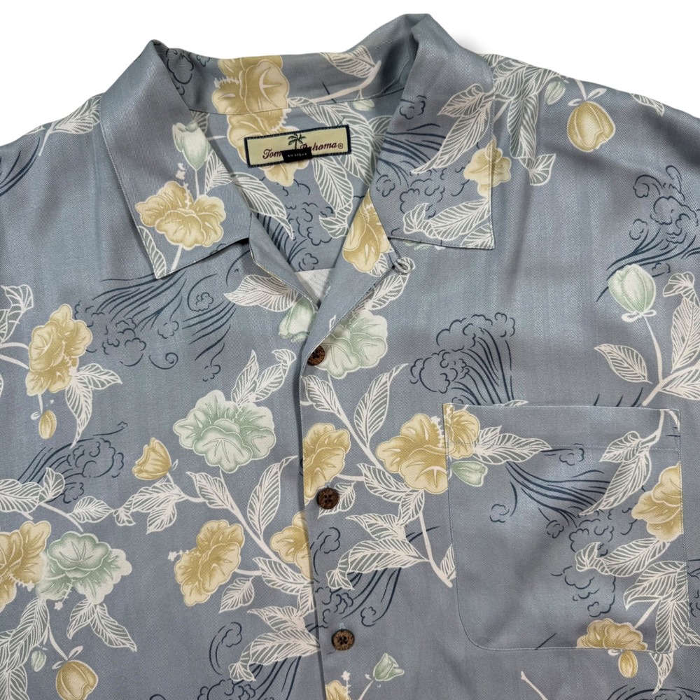 Tommy Bahama Shirt Mens XXL Blue Silk Floral Wave Camp Button Front Short Sleeve